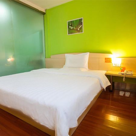 7Days Inn Guangzhou Zhongda North Gate Square Exterior foto